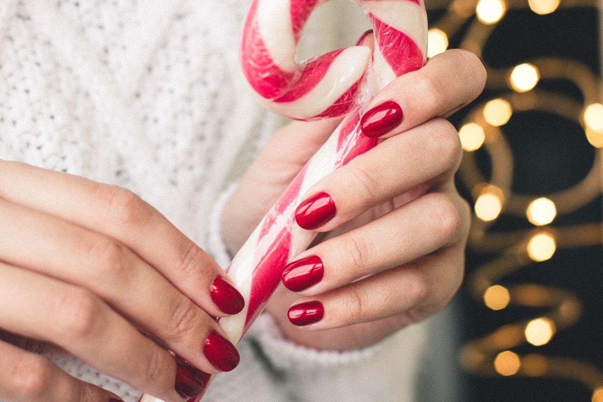 Weihnachten: Rot mit Zuckerstange