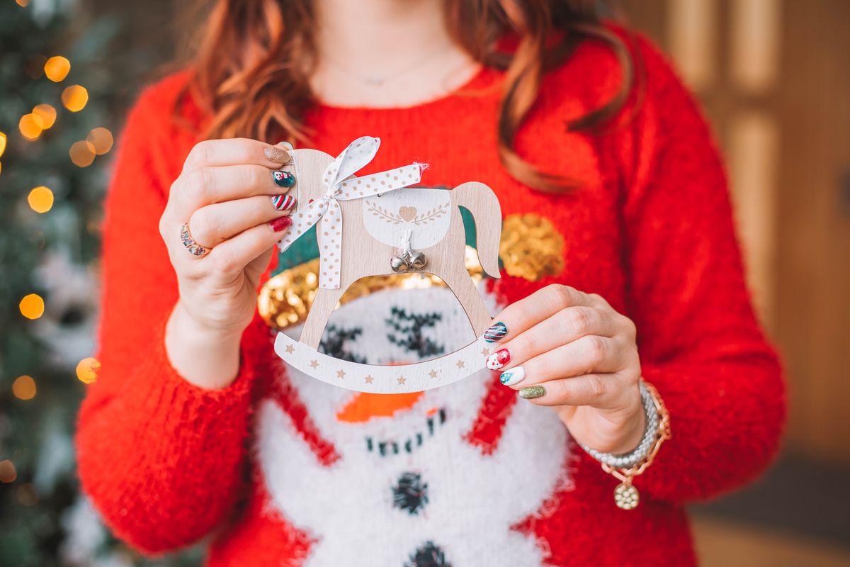 Weihnachtliche Nail-Art